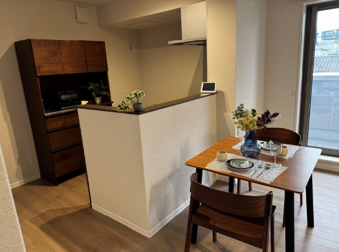 ミヤカグ | 家具屋広島｜10万点家具でコーディネート！工場併設インテリアショップ