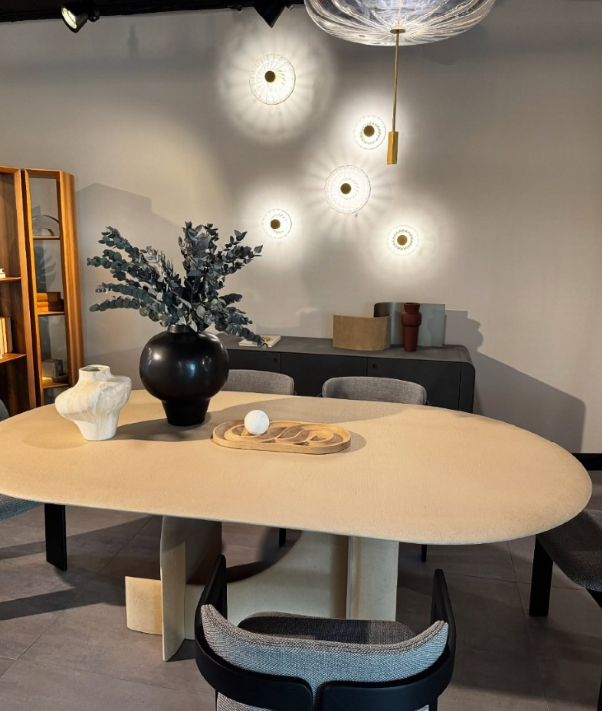 ミヤカグ | 家具屋広島｜10万点家具でコーディネート！工場併設インテリアショップ