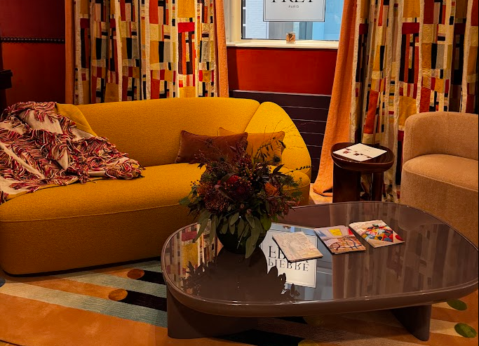 ミヤカグ | 家具屋広島｜10万点家具でコーディネート！工場併設インテリアショップ