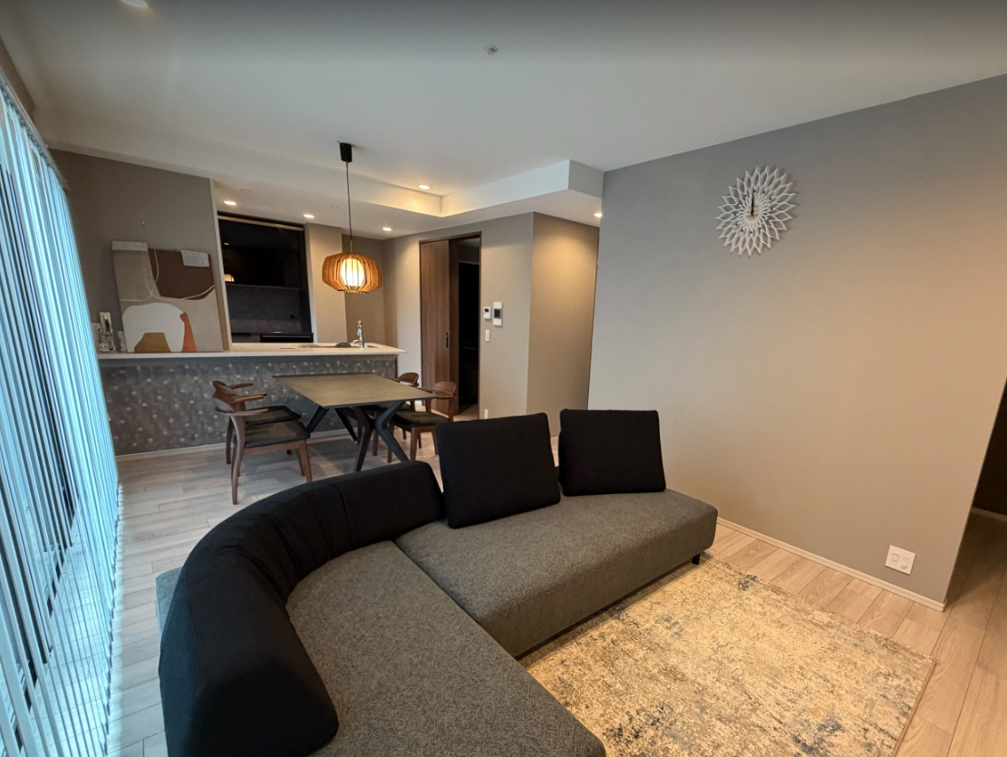 ミヤカグ | 家具屋広島｜10万点家具でコーディネート！工場併設インテリアショップ